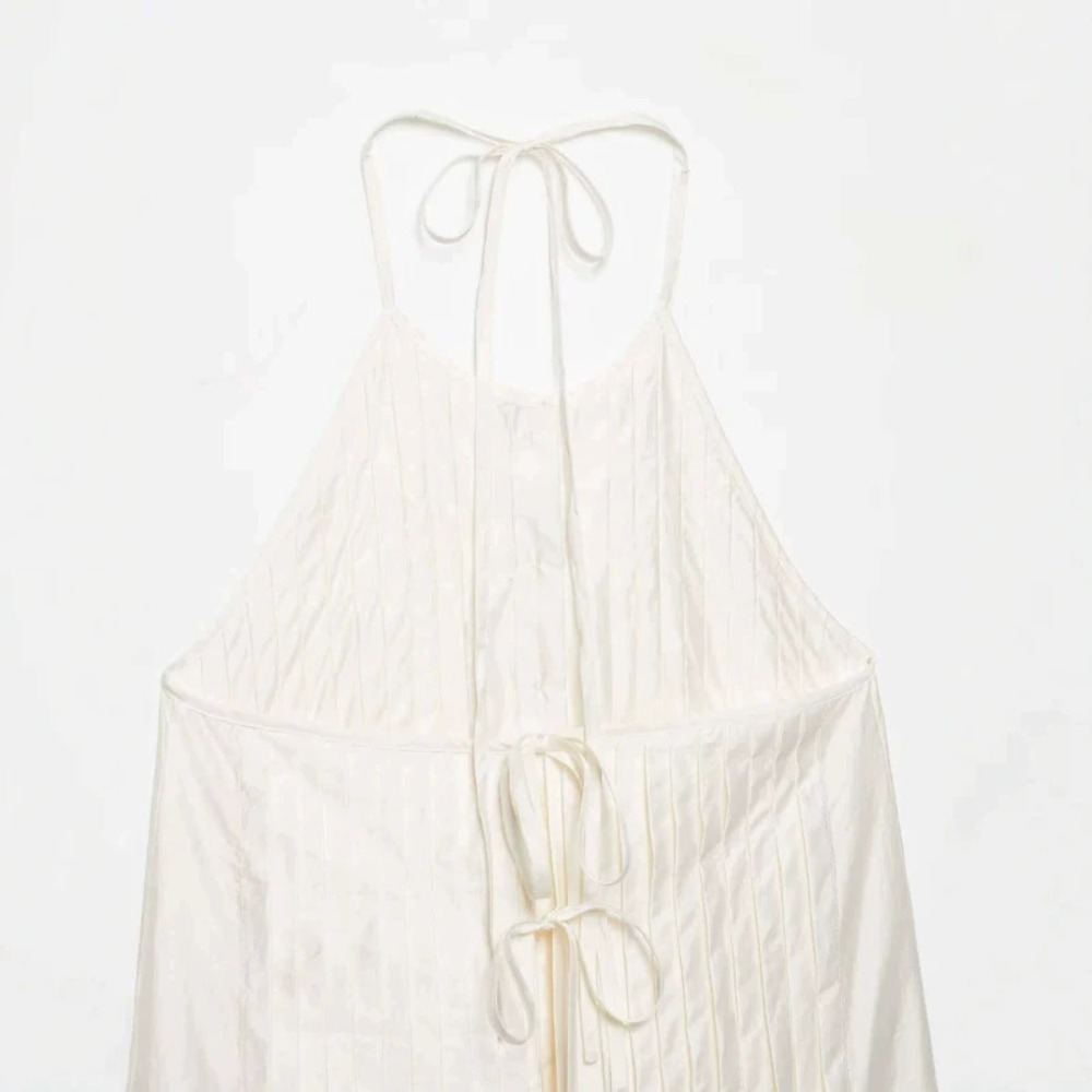 ZARA Summer Classic Versatile Cream White Girly Halter Top